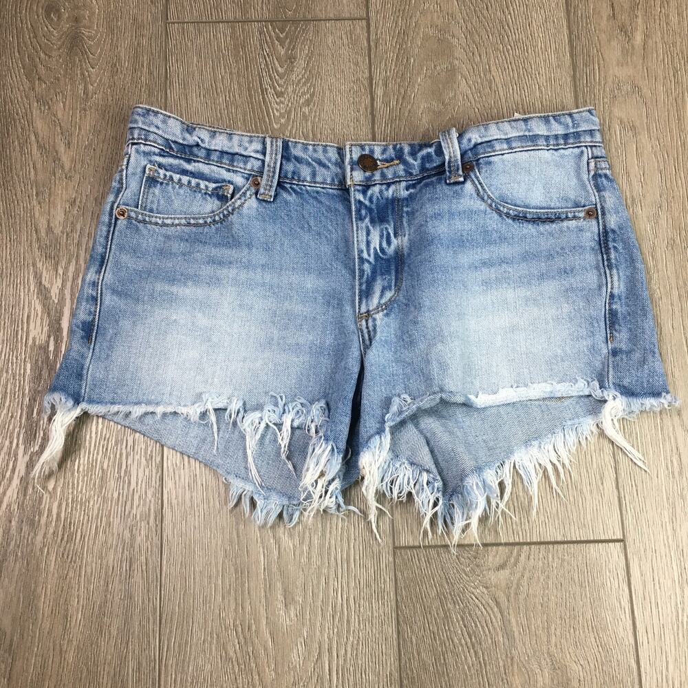 Lucky Brand Distressed Denim Cut Off Shorts Light Wash Frayed Hem Womens 4/27